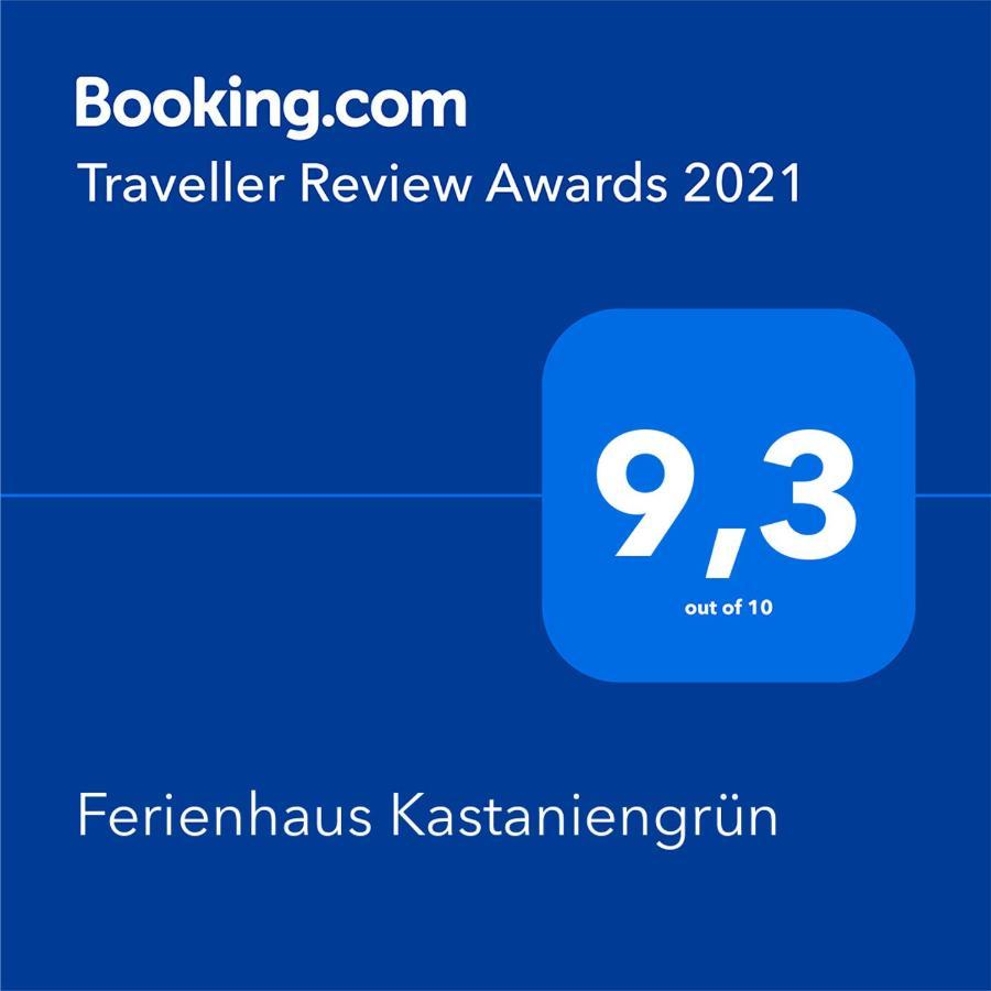 Kastaniengruen *